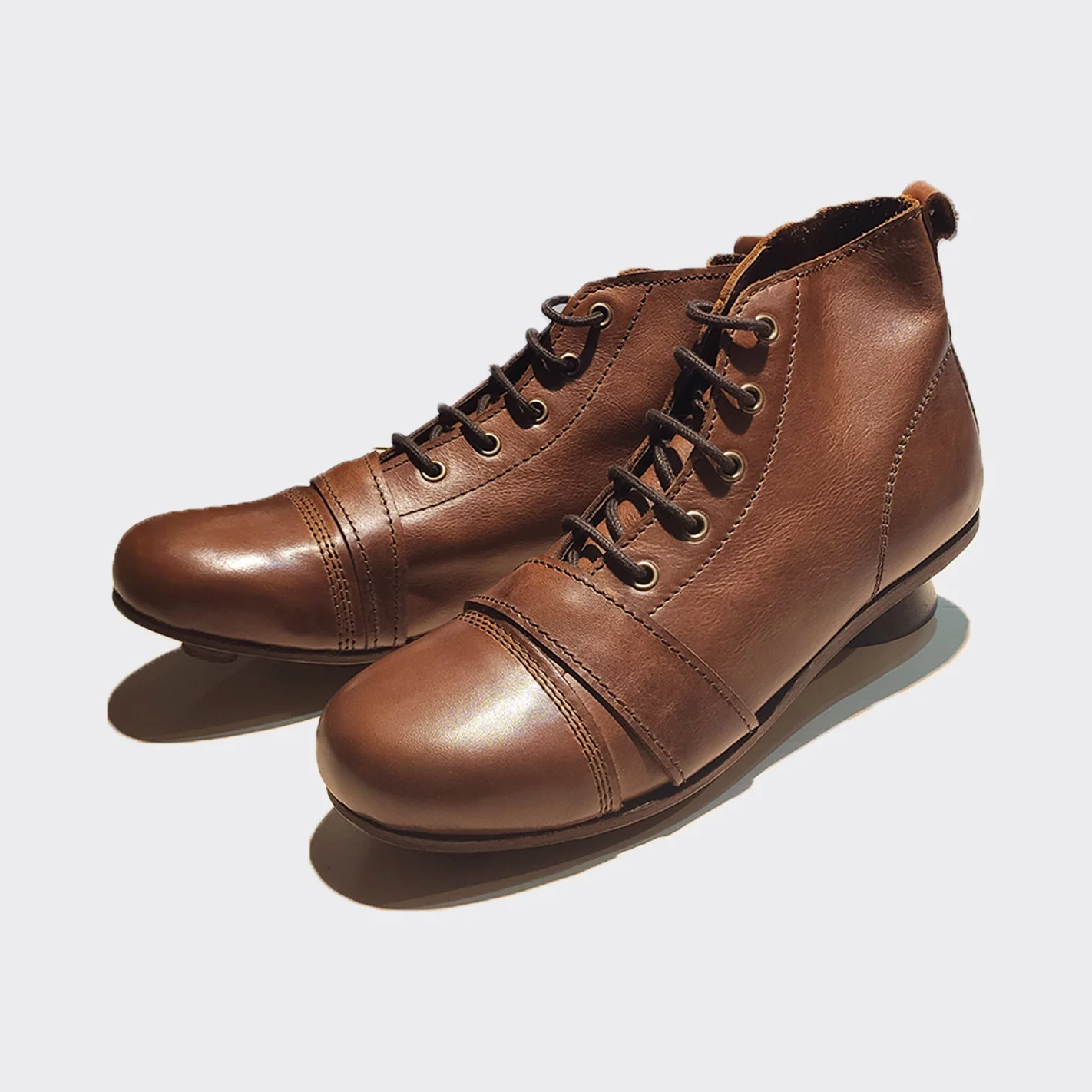 1526 OLD BOOTS - Image 3