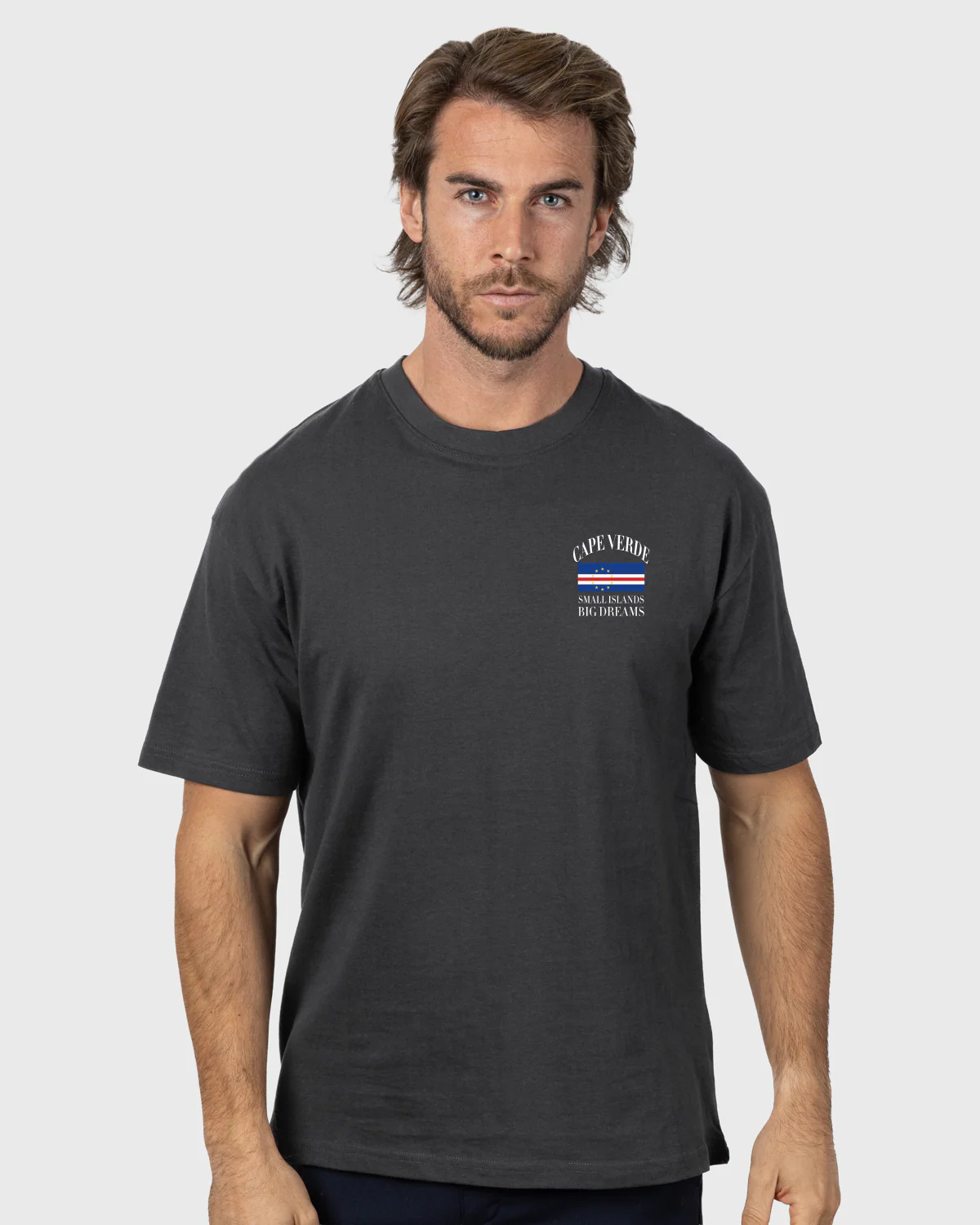 1975 SMALL ISLANDS, BIG DREAMS - Camiseta Fútbol Retro